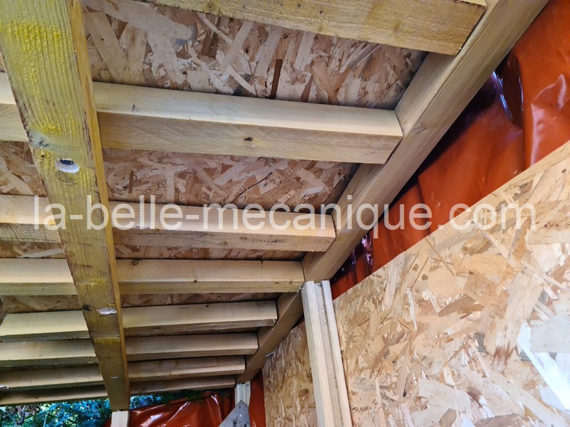 Image attachée: Cabane de jardin DIY.jpg