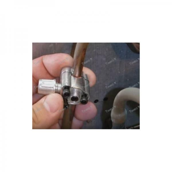 Attached Image: valve-auto-percante-pour-recharger-un-frigo2.jpg