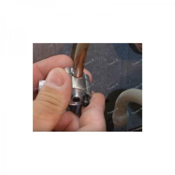 Attached Image: valve-auto-percante-pour-recharger-un-frigo1.jpg