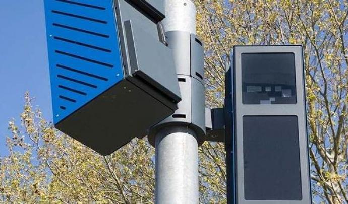 Image attachée: bientot-de-nouveaux-mini-radars-implantes-en-ville-185675.jpg